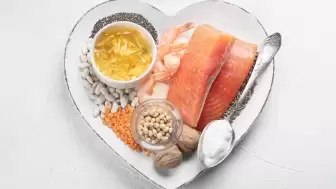 Omega 3 Yağ Asitlerinin Sağlık Üzerindeki Etkileri: Kalp ve Beyin Sağlığını Korur, İltihaplanmayı Azaltır.