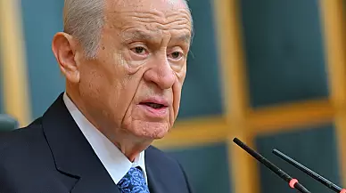 Bahçeli, Kobani davası ve "emniyette deprem" konularında çarpıcı açıklamalar yaptı.