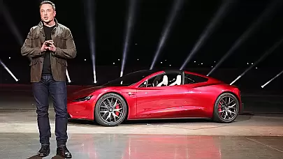 Elon Musk, Tesla'nın 3 Yeni Otomobil Müjdesini Verdi