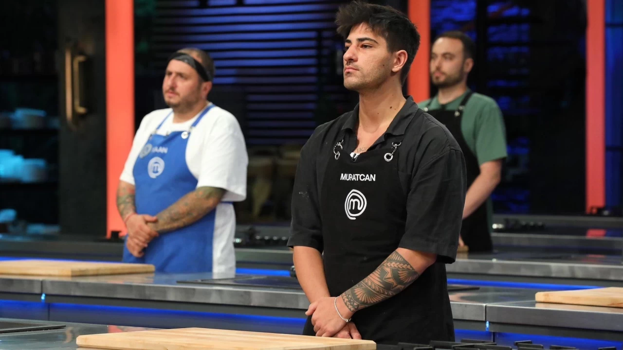 MasterChef Türkiye'nin yeni yıldızı Muratcan Sural, yenilikçi tarifleriyle dikkat çekiyor.